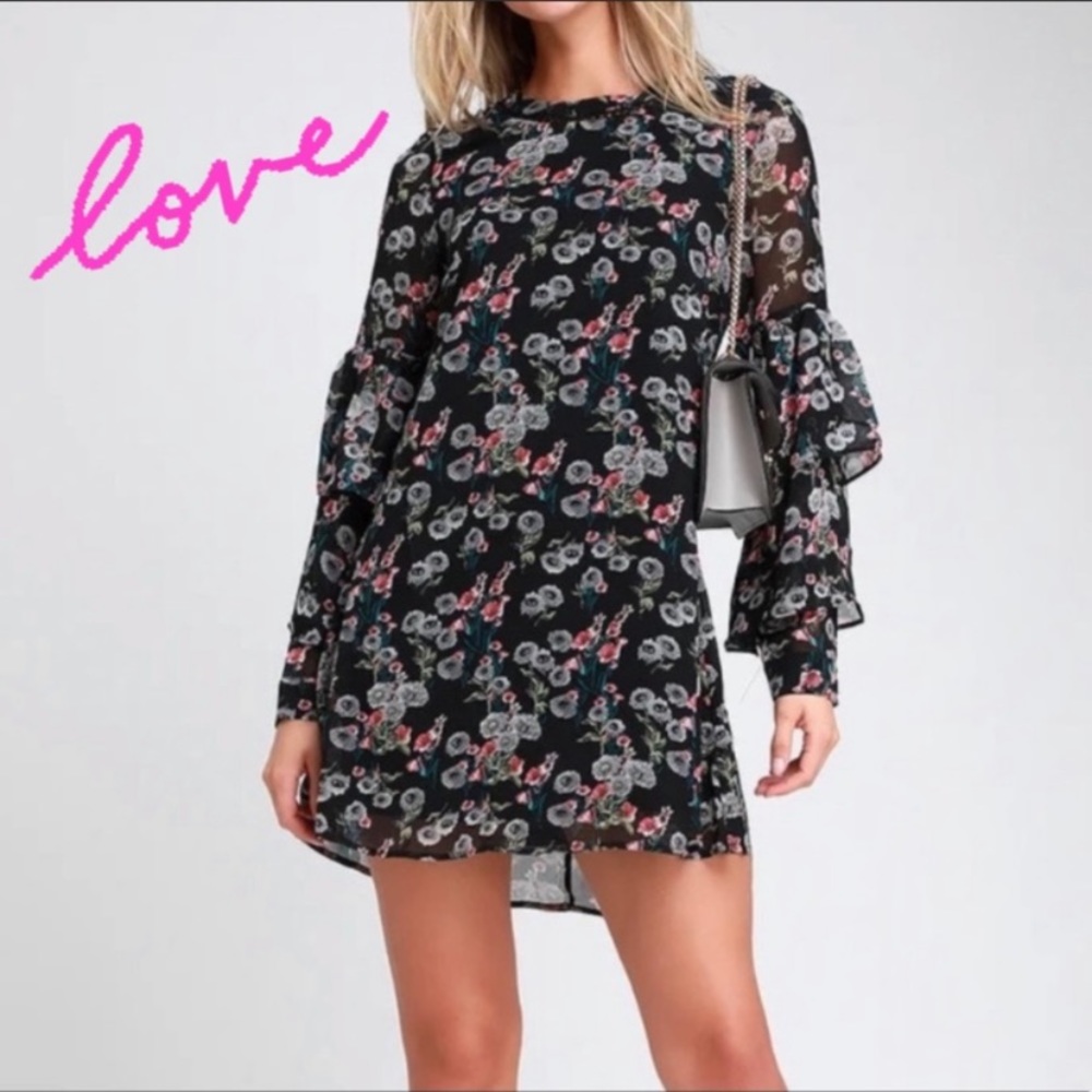 Black Floral Tiered Flounce Sleeve Dress